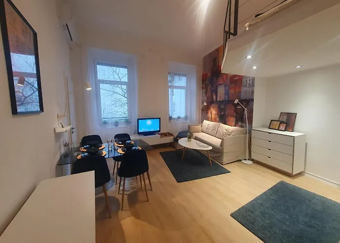 Petofi Apartment With Air Condition